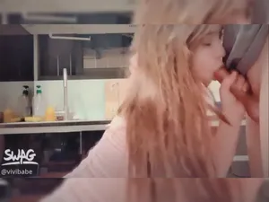 Hoá thân thành y tá xinh xxx với bạn trai