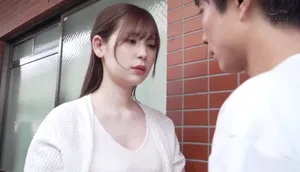 ông chồng tẻ nhạt, bà xã nhận ra cậu thanh niên gần nhà tốt hơn