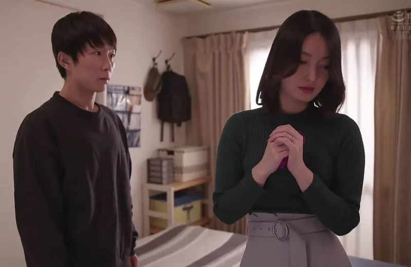 Thấy bố xoạc mẹ kế mãi không có thai, cậu con trai ra tay giúp đỡ