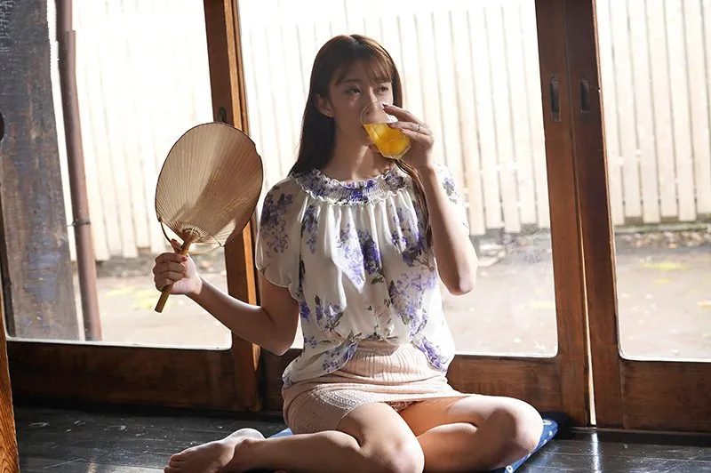 Mùa hè buồn chán ở quê trả bài người vợ hàng xóm thiếu thốn vì lấy người chồng già